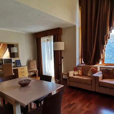 Cianfuran Hotel apartamentowy 3*